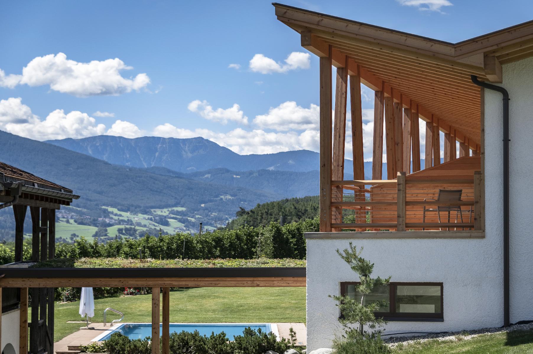 Chalet-Haus Natur Ruhe Panoramafenster Kräutersauna Halbpension (14)