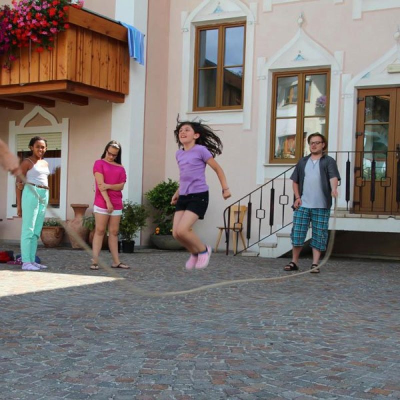 Sommer Südtirol Abenteuerurlaub Natur Berge Rafting (9)