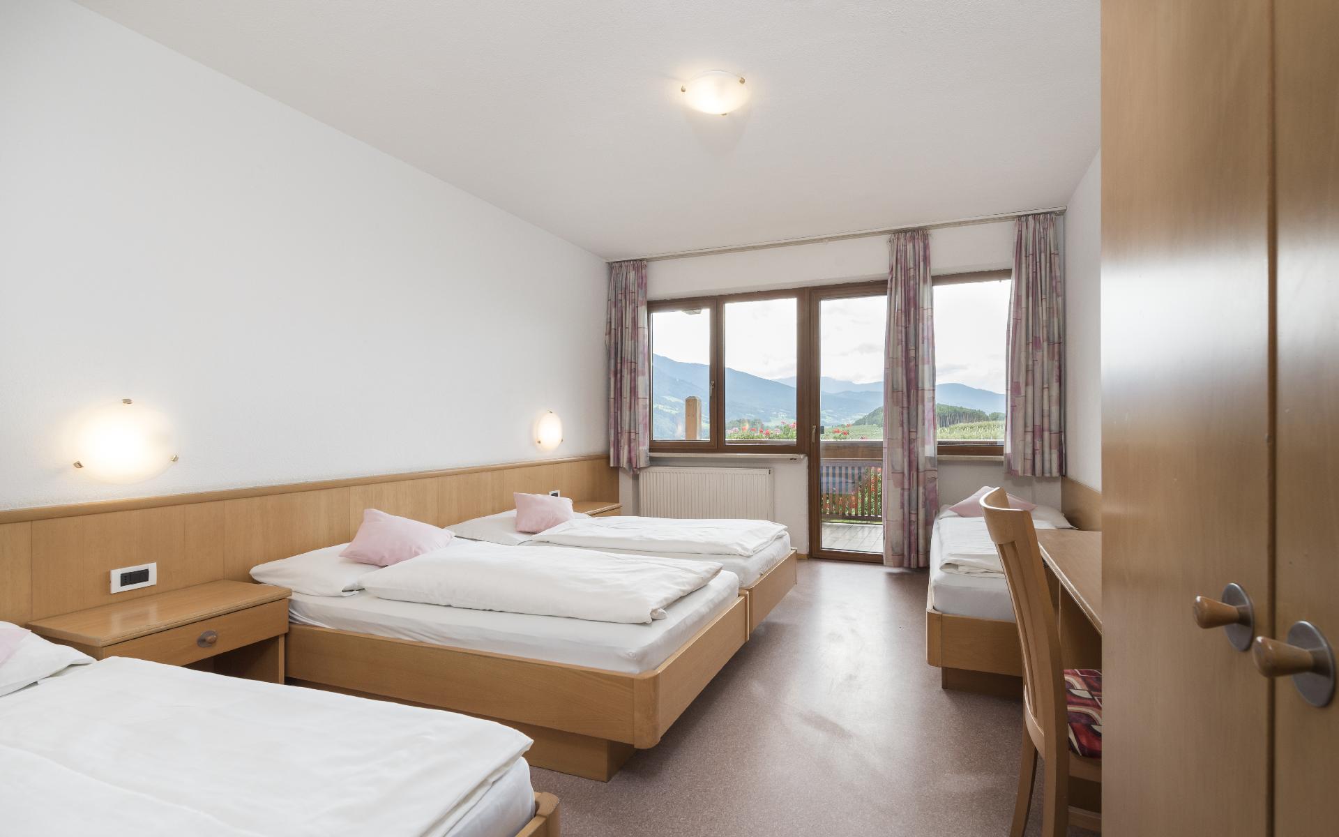 Südtirol Gruppenreisen Fürstenhof Jugendherberge Unterkunft Zimmer Mehrbettzimmer Familien (5)