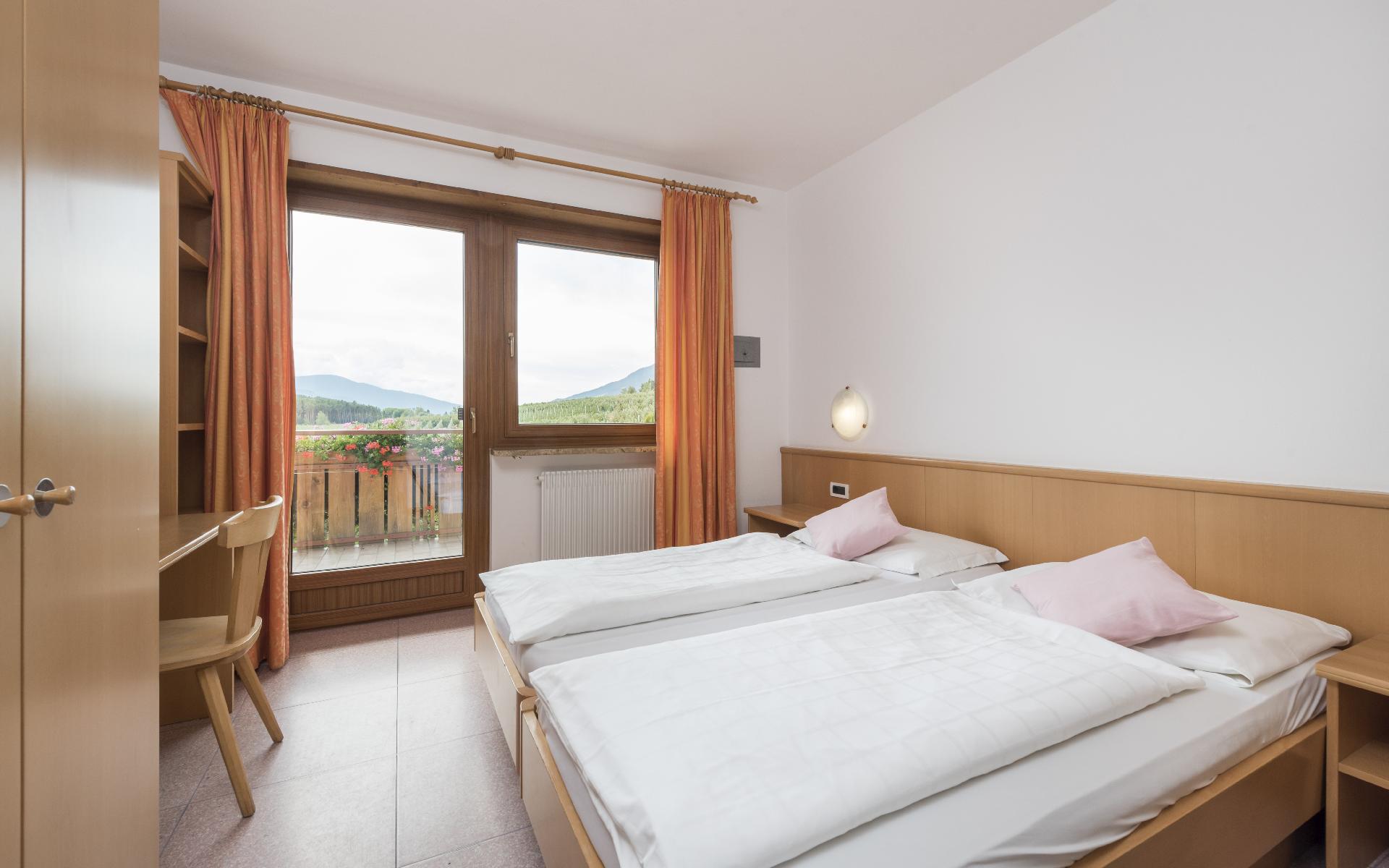 Südtirol Gruppenreisen Fürstenhof Jugendherberge Unterkunft Zimmer Mehrbettzimmer Familien (7)